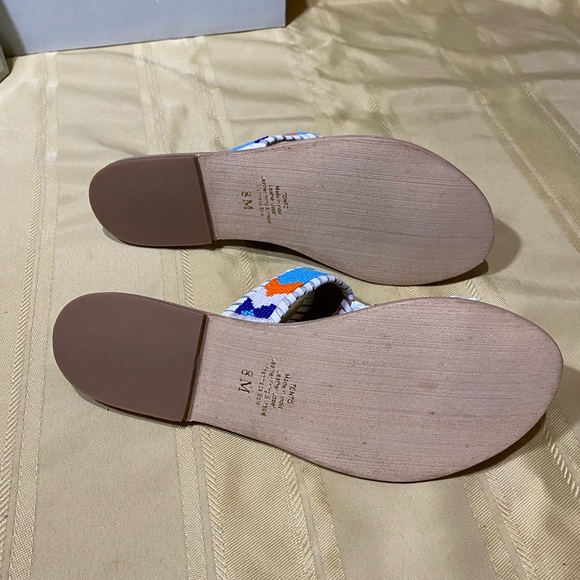 Coconuts by Matisse Shoes Coconuts White Flat Flip Flops Poshmark